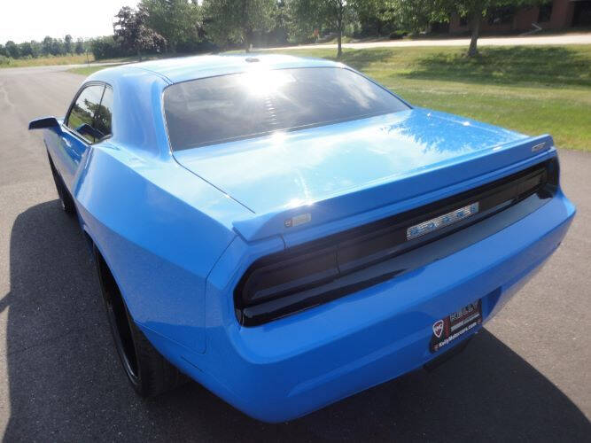 2009 Dodge Challenger SRT8