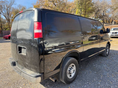 2017 Chevrolet Express 2500