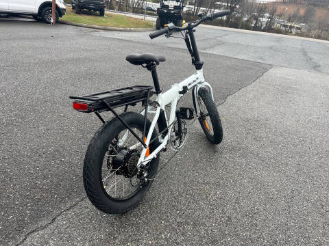 2025 Benelli E-Fold 500