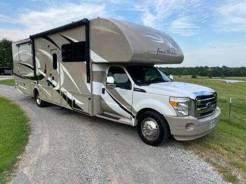 2015 Thor Industries Four Winds for sale at CAVENDER MOTORS in Van Alstyne TX