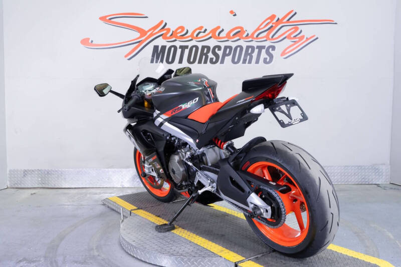 2021 Aprilia RS 660