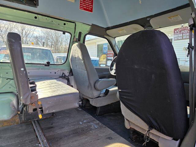 2007 Ford E-Series E-350 SD