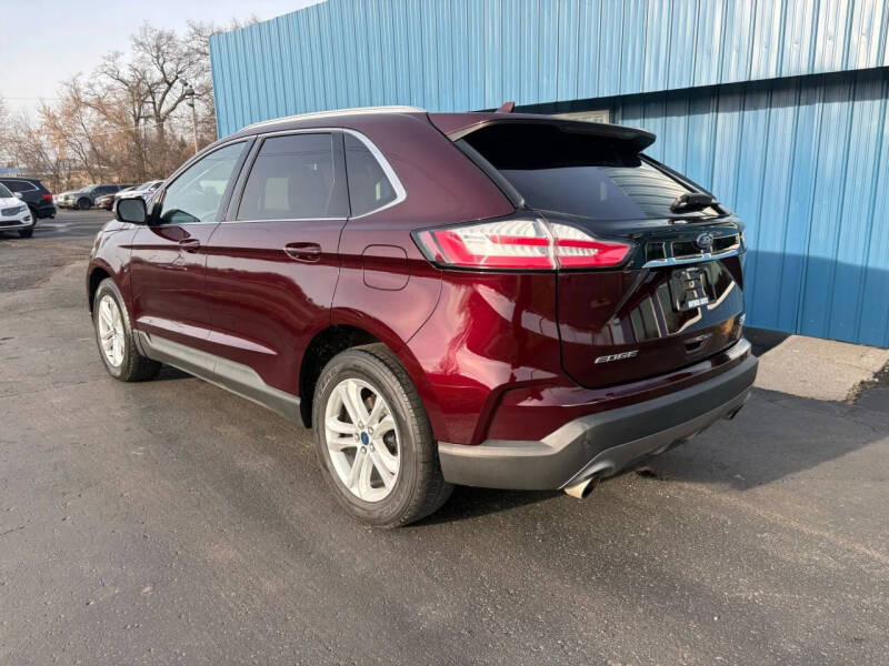 2020 Ford Edge