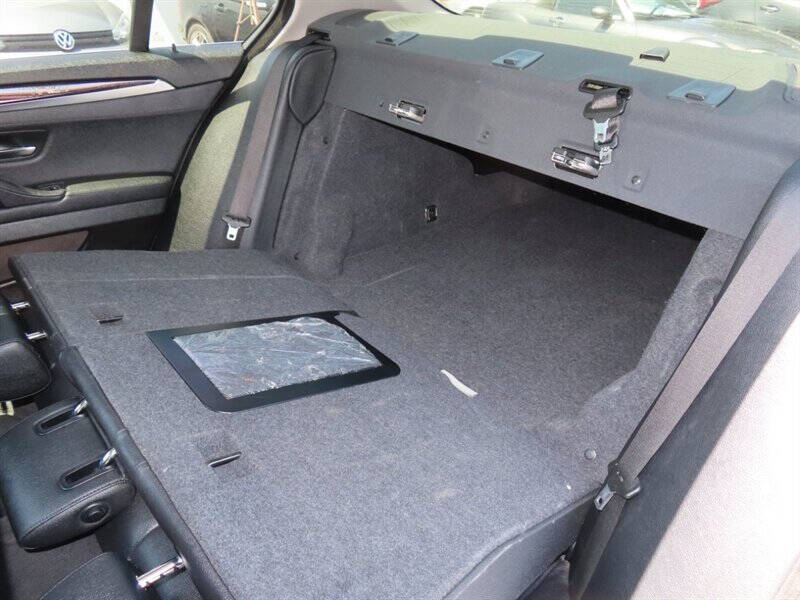 2016 BMW 5 Series 528i