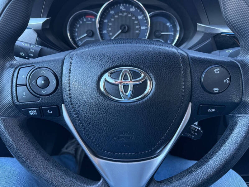2015 Toyota Corolla LE