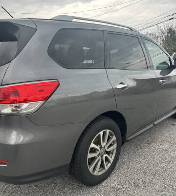 2016 Nissan Pathfinder S