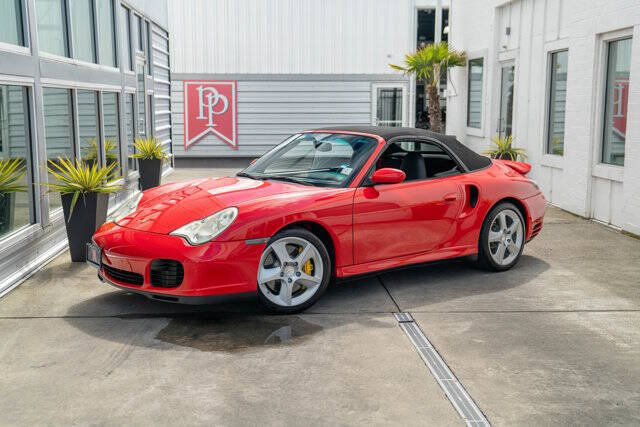2005 Porsche 911 12