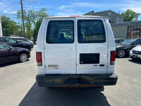 2012 Ford E-Series E-250
