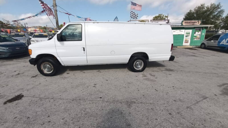 2005 Ford E-Series E-250