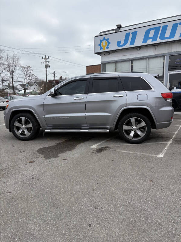 Image of 2014 Jeep Grand Cherokee Overland