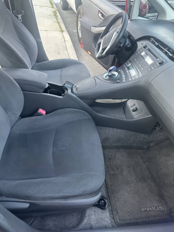 2010 Toyota Prius V