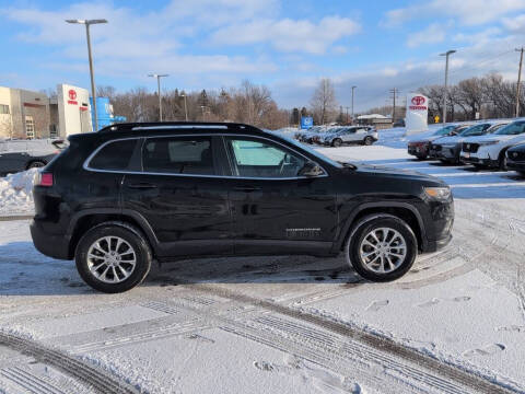 2022 Jeep Cherokee Latitude Lux