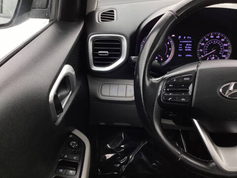 2020 Hyundai Venue SEL