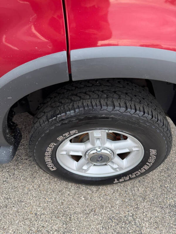 2003 Ford Explorer XLT