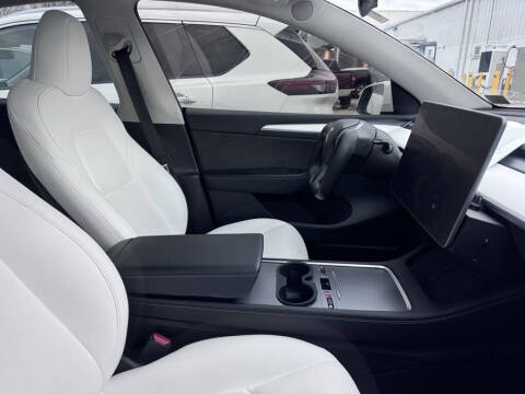 2023 Tesla Model Y Performance