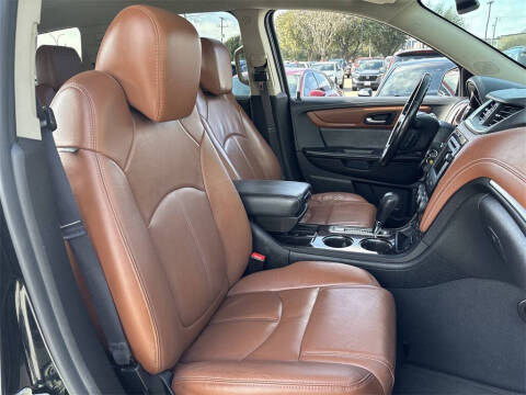 2017 Chevrolet Traverse LT