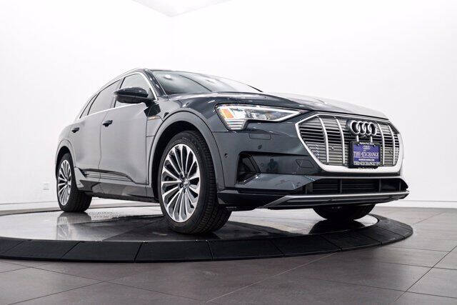 2019 Audi e-tron quattro Prestige