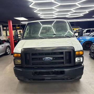 2009 Ford E-Series E-350 SD