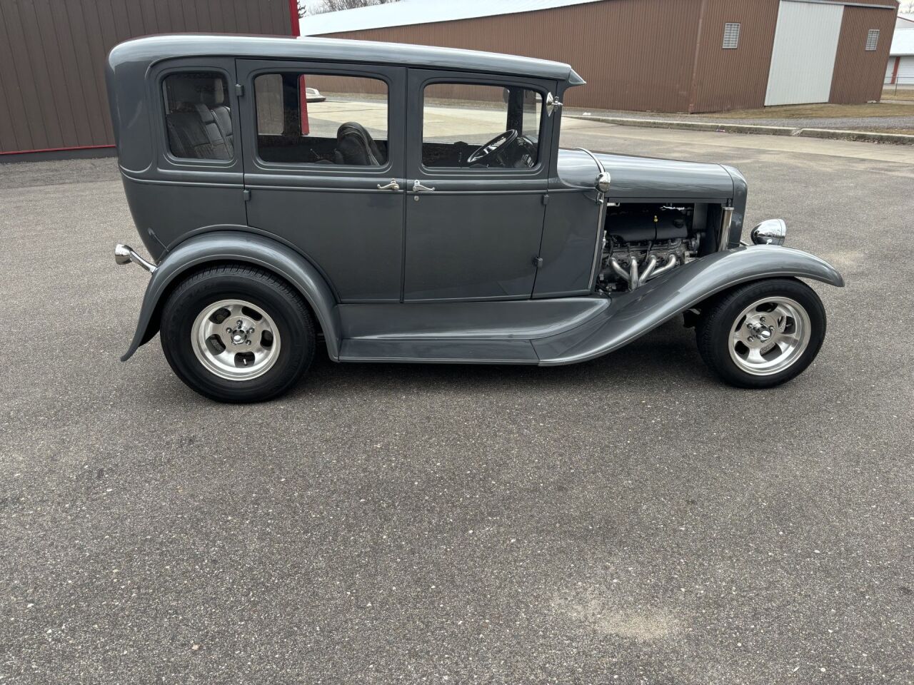 1931 Ford Model A 12