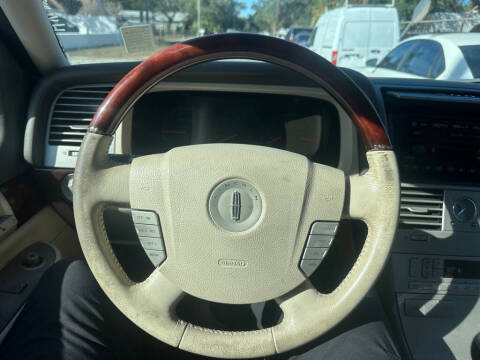 2004 Lincoln Aviator