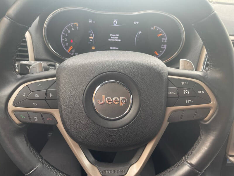 2017 Jeep Grand Cherokee Laredo