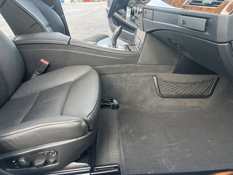 2008 BMW 5 Series 550i