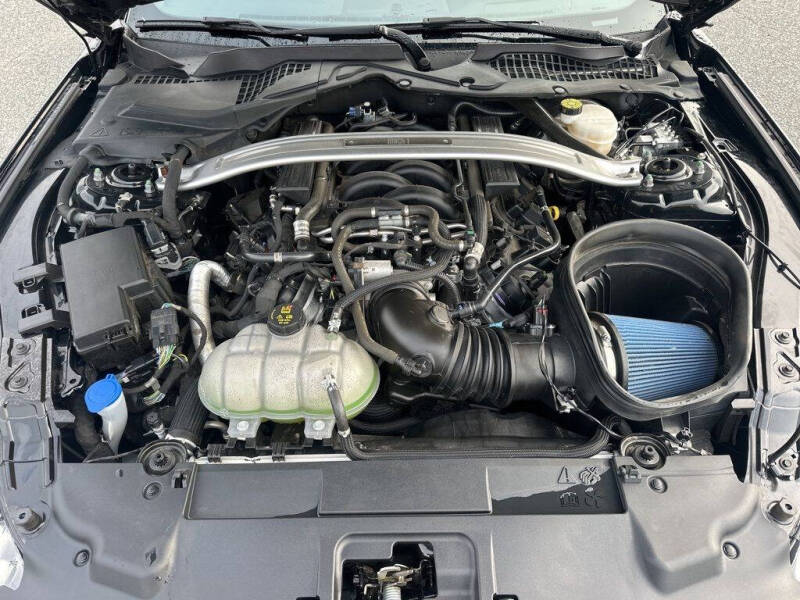 2022 Ford Mustang Mach 1