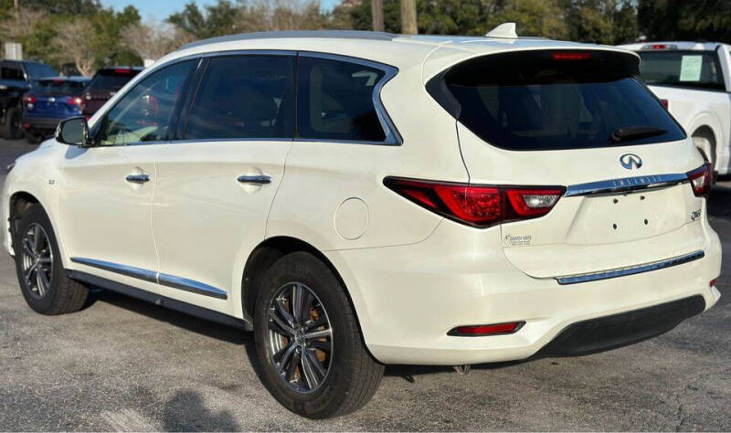 2017 INFINITI QX60 Base photo 3