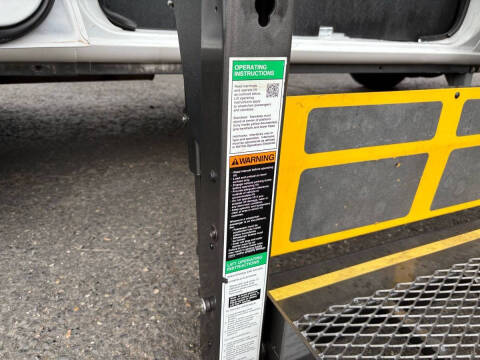 2013 Ford E-Series E-350 SD