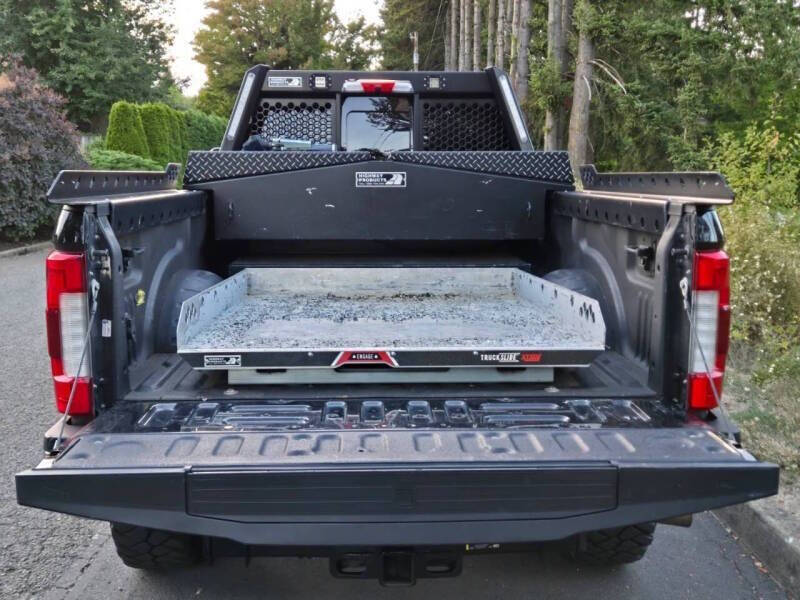 2019 Ford F-350 Super Duty Lariat