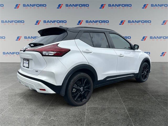 2024 Nissan Kicks SR