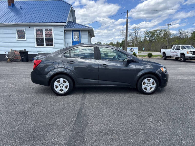 2016 Chevrolet Sonic LS Auto