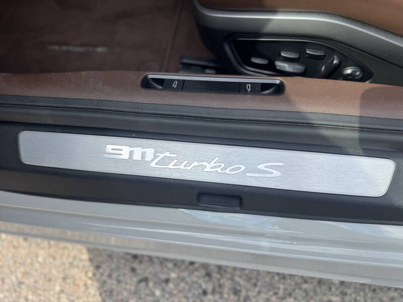 2021 Porsche 911 Turbo S