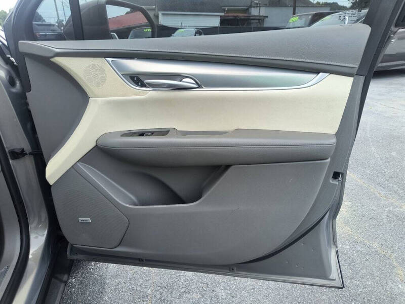 2018 Cadillac XT5 Luxury