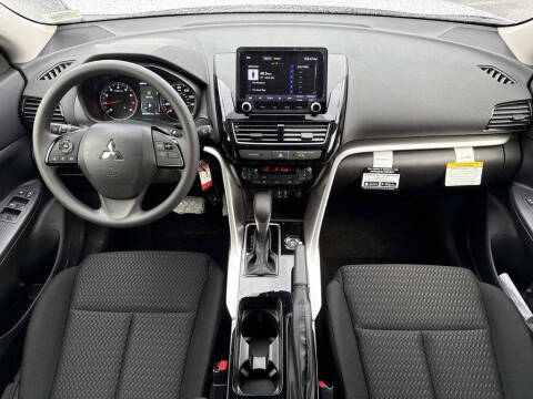 2026 Mitsubishi Eclipse Cross ES