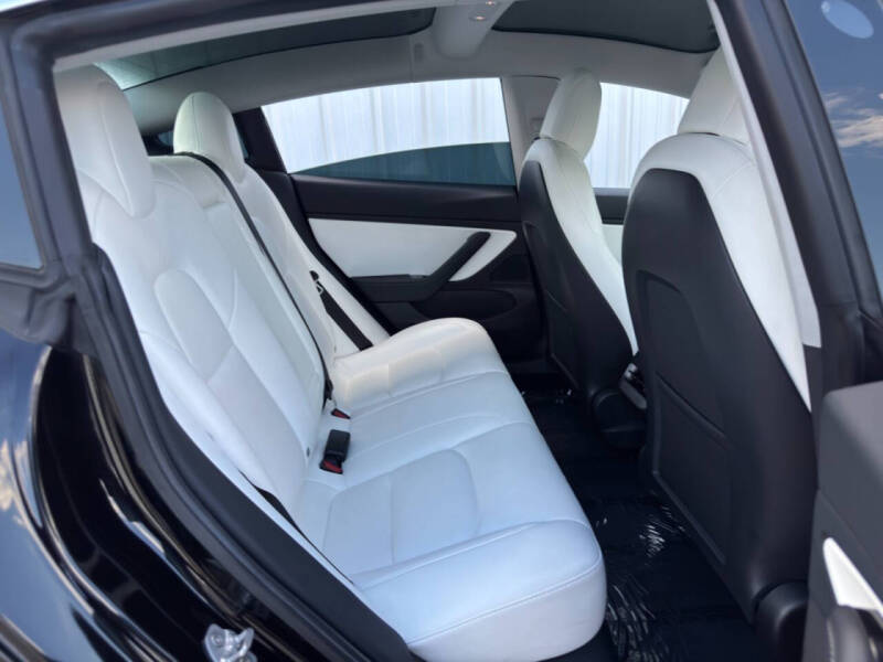 2020 Tesla Model 3 Long Range