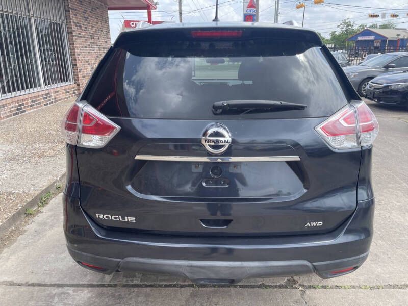 2016 Nissan Rogue