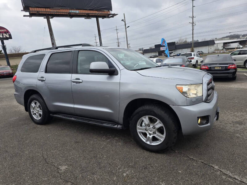 2011 Toyota Sequoia SR5