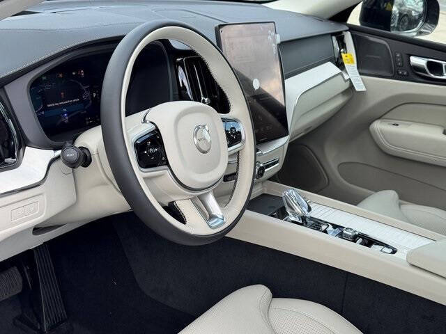 2026 Volvo XC60 T8 Ultra