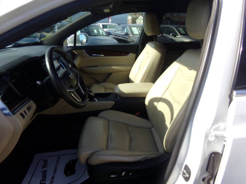 2017 Cadillac XT5 Luxury