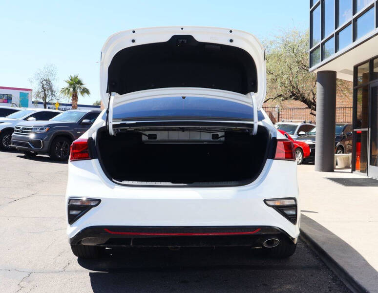 2021 Kia Forte GT Line