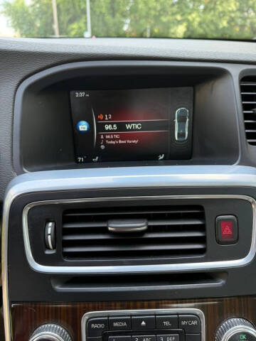 2016 Volvo S60 T5 Premier