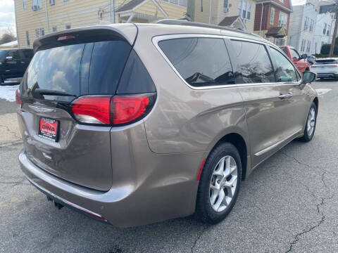 2017 Chrysler Pacifica