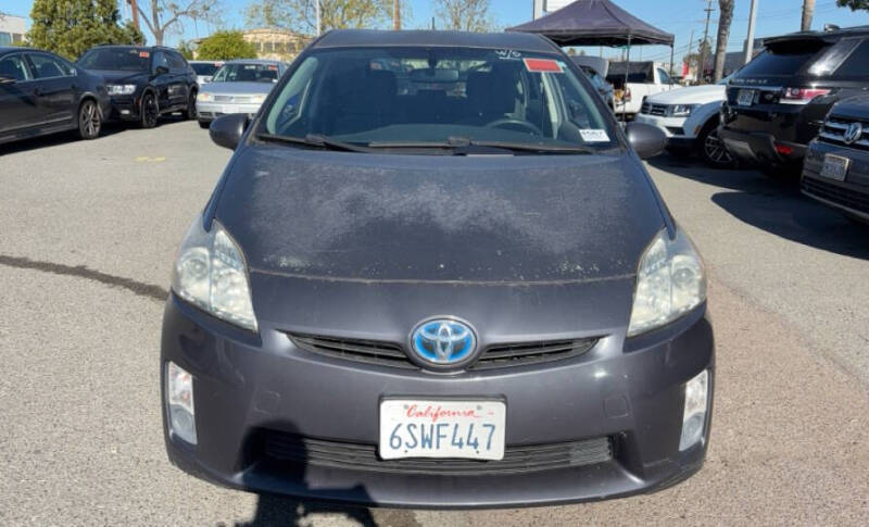 2011 Toyota Prius Two