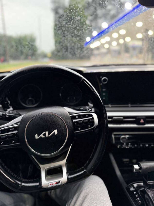 2022 Kia K5