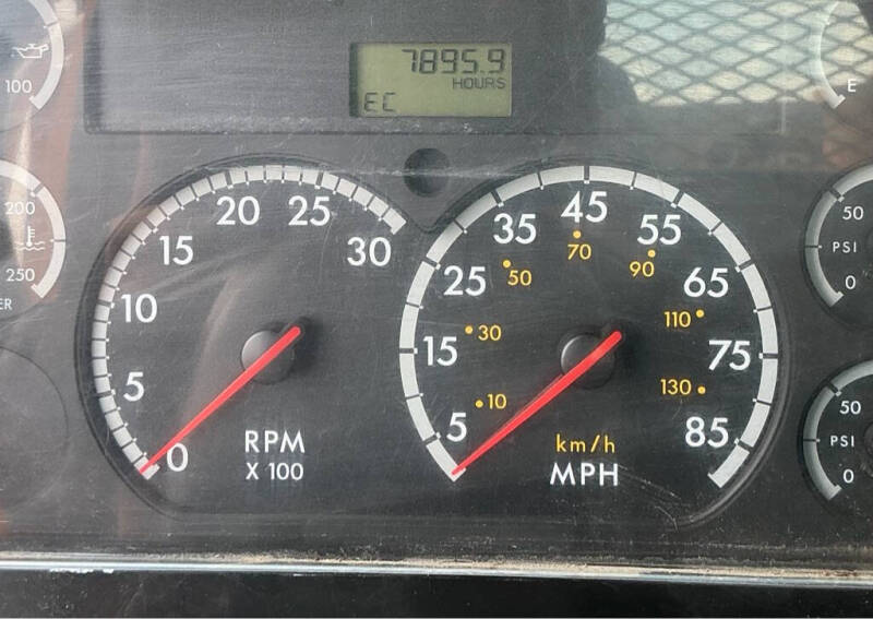 2007 Sterling LT9500 Series