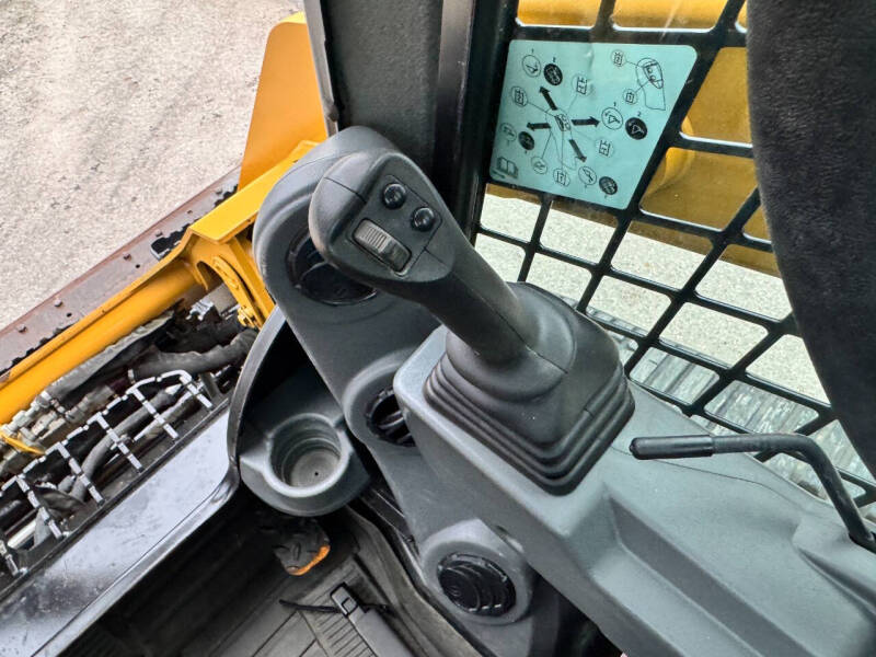 2022 Caterpillar 259d3