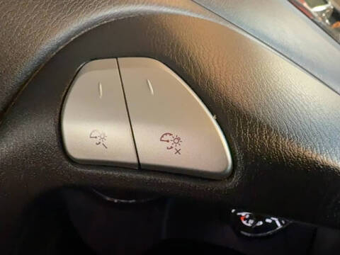 2016 Nissan Pathfinder SV