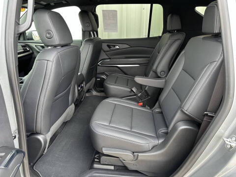 2024 Chevrolet Traverse LT