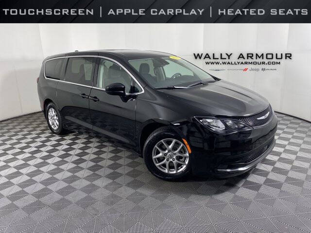 2024 Chrysler Voyager LX